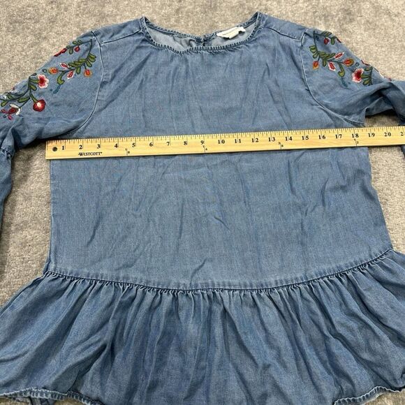BeachLunchLounge Embroidered Peplum Chambray Blouse  Flare Bell Sleeve Small - Picture 9 of 15